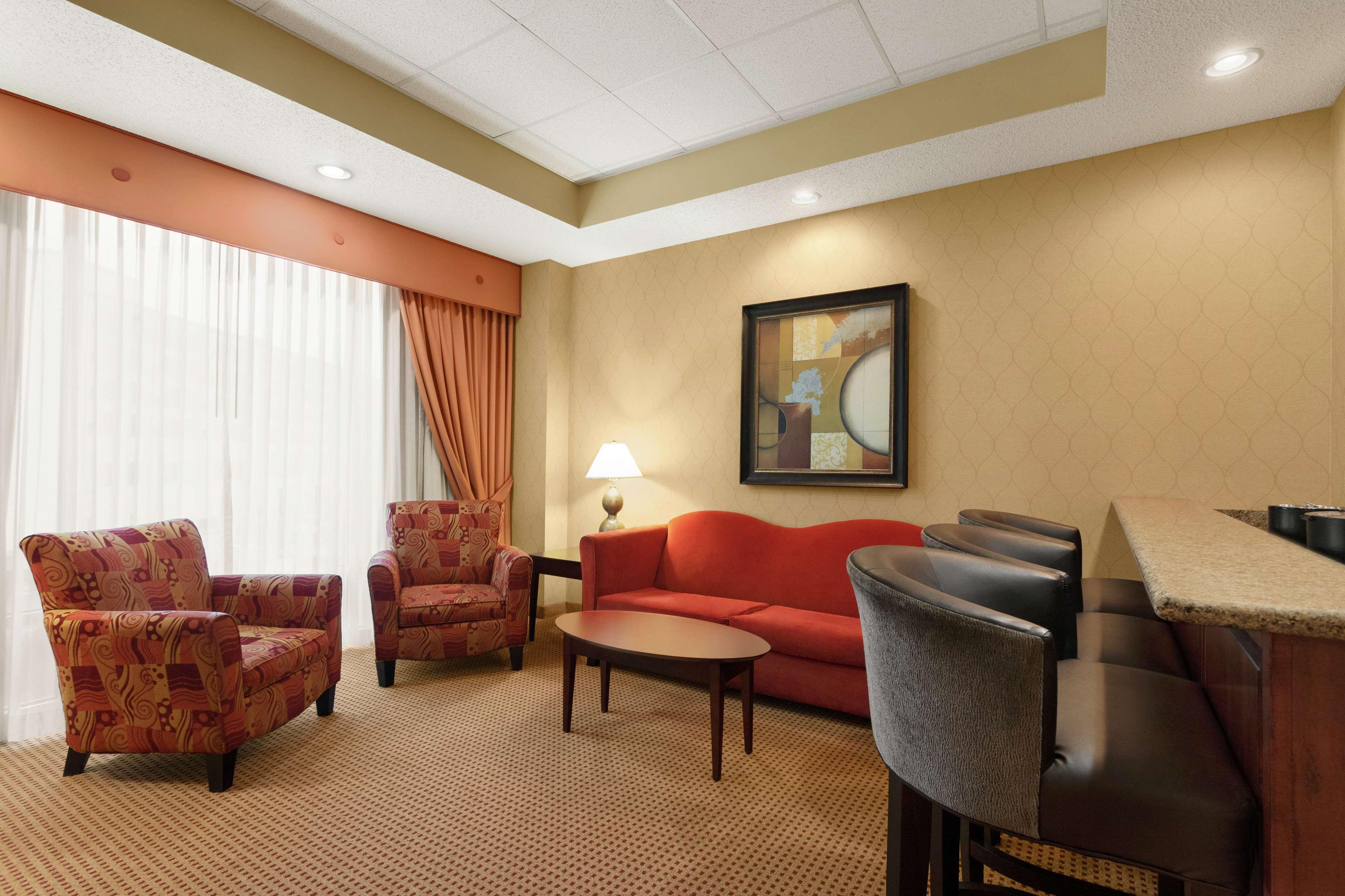 Embassy Suites Хънтсвил Екстериор снимка