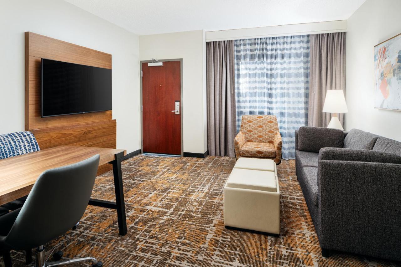 Embassy Suites Хънтсвил Екстериор снимка