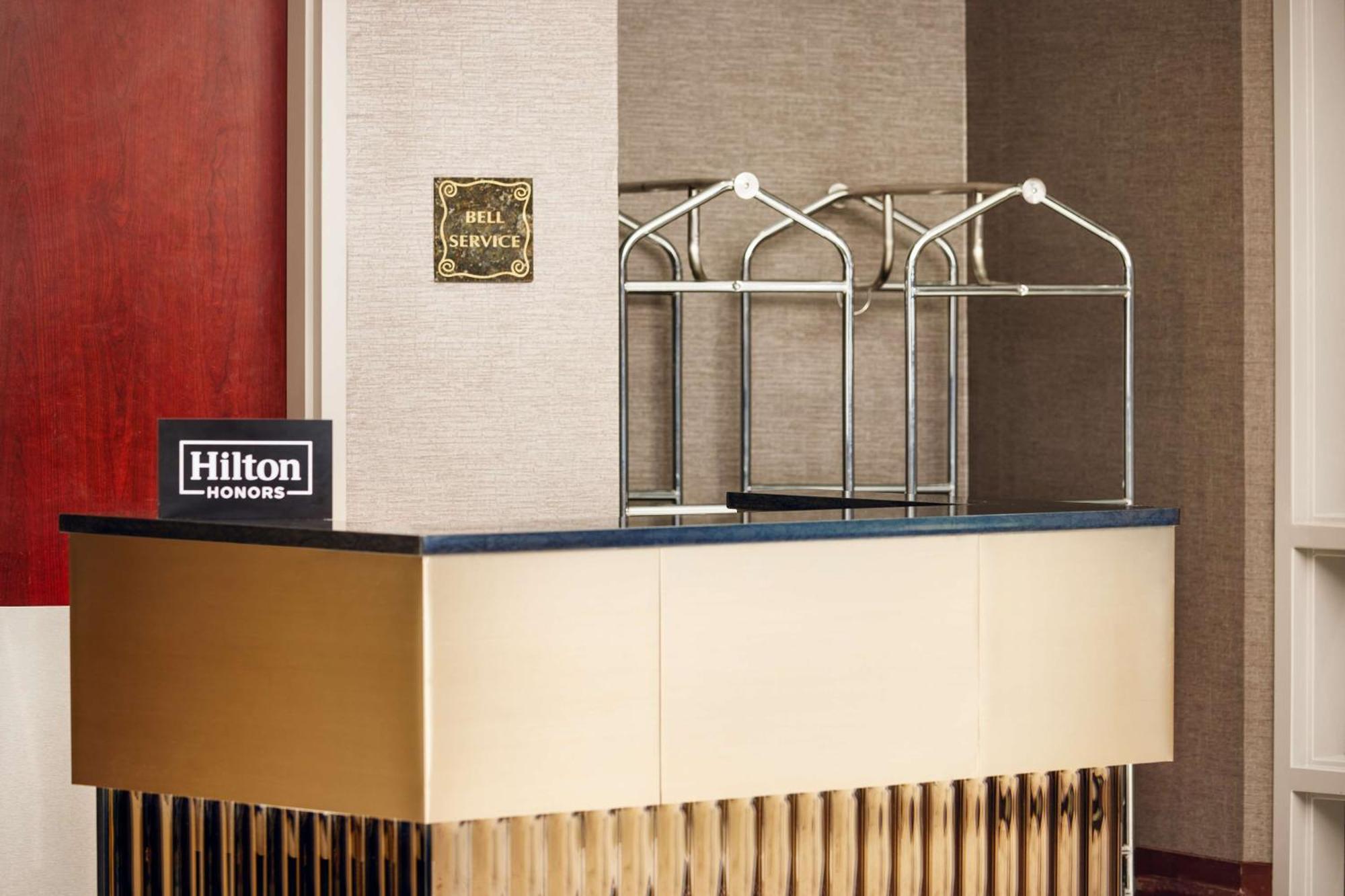 Embassy Suites Хънтсвил Екстериор снимка