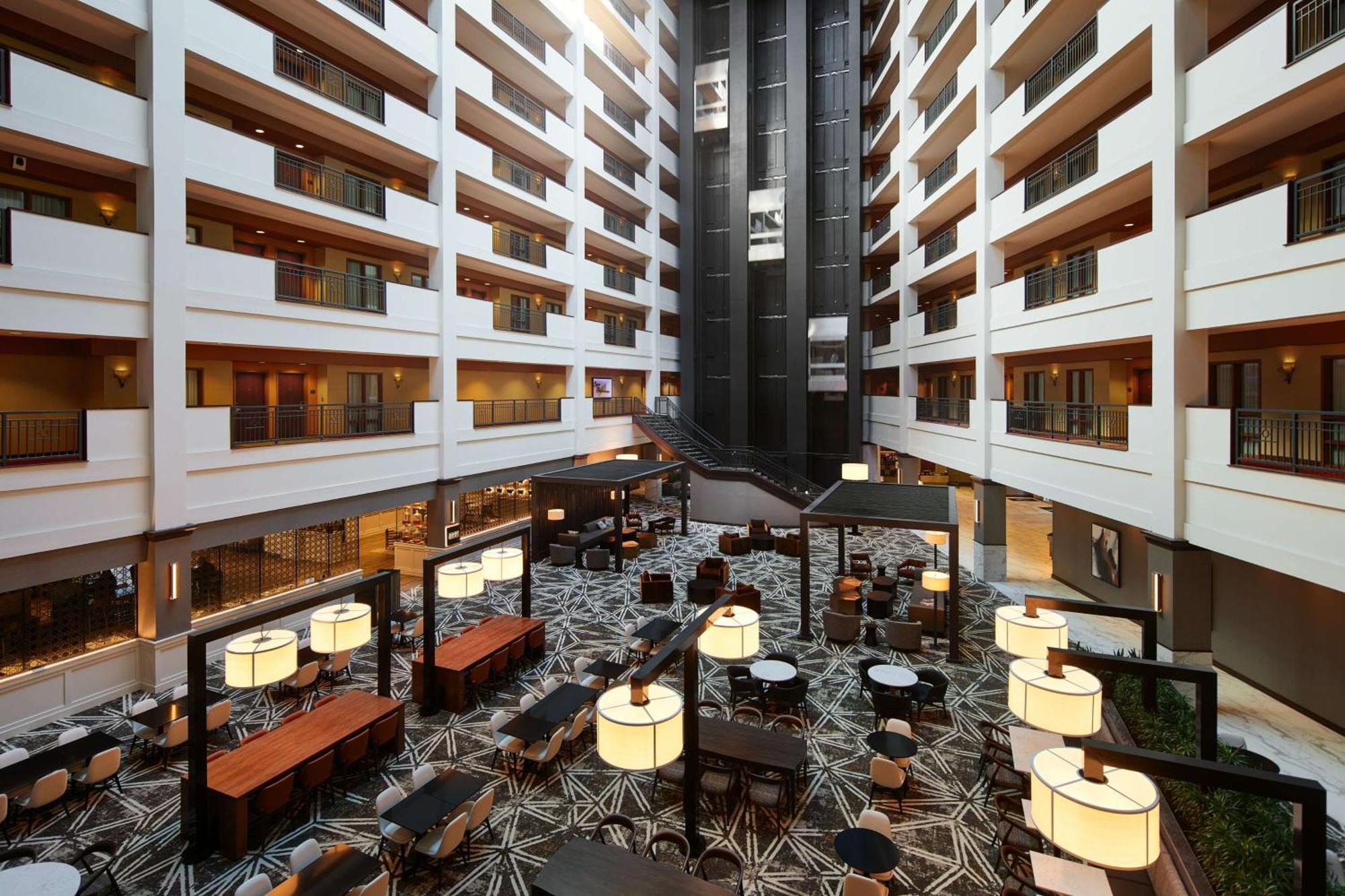 Embassy Suites Хънтсвил Екстериор снимка